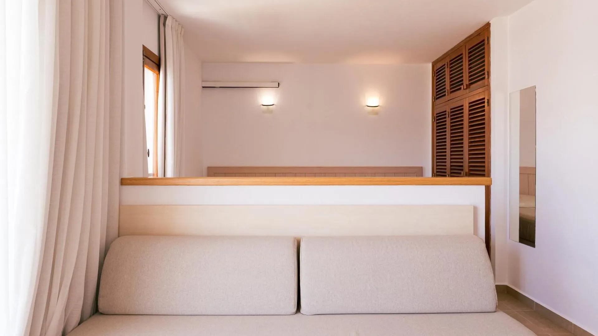 Bossa Bay - Mc Apartments Ibiza Ibiza Town