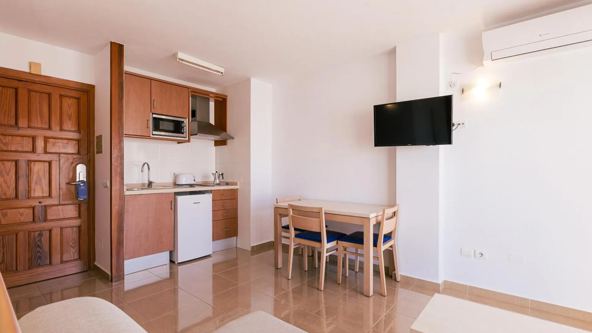 Bossa Bay - Mc Apartments Ibiza Spain